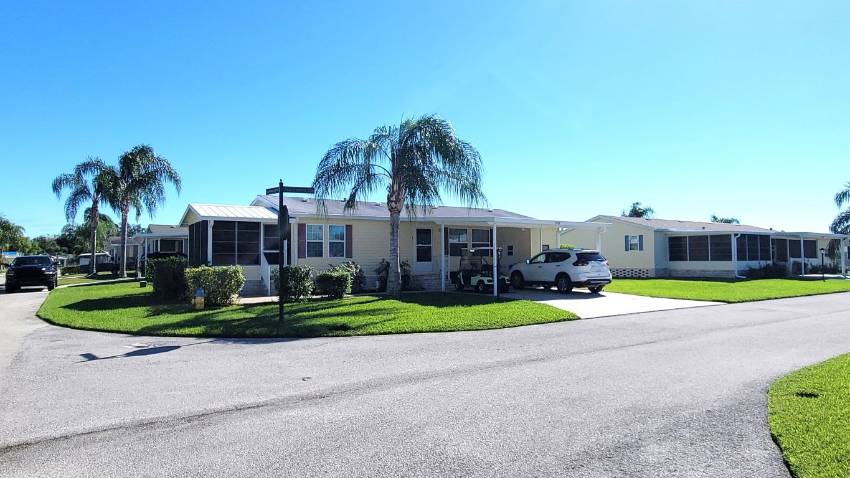 1311 Bald Cypress Pass a Winter Haven, FL Mobile or Manufactured Home for Sale